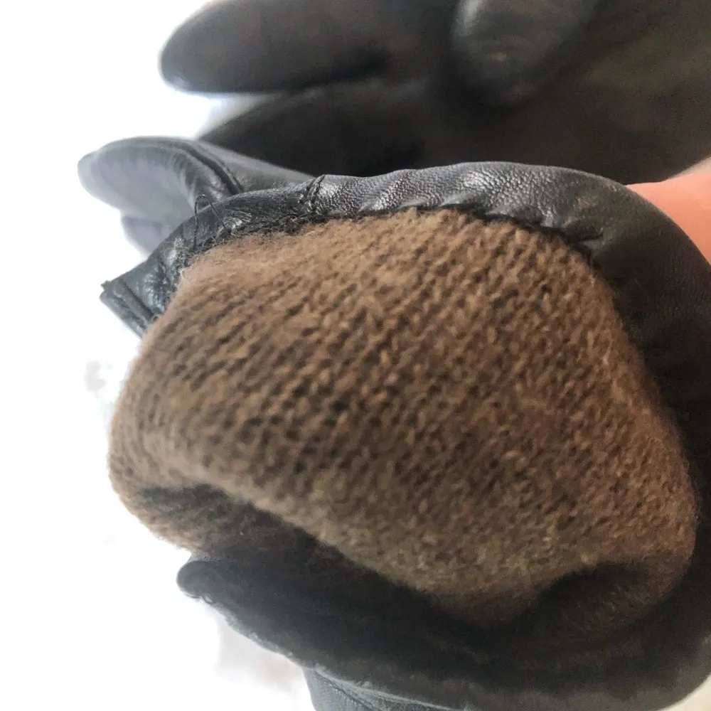 Black Leather Gloves with faux Fur Cuff - Women's Winter Accessory